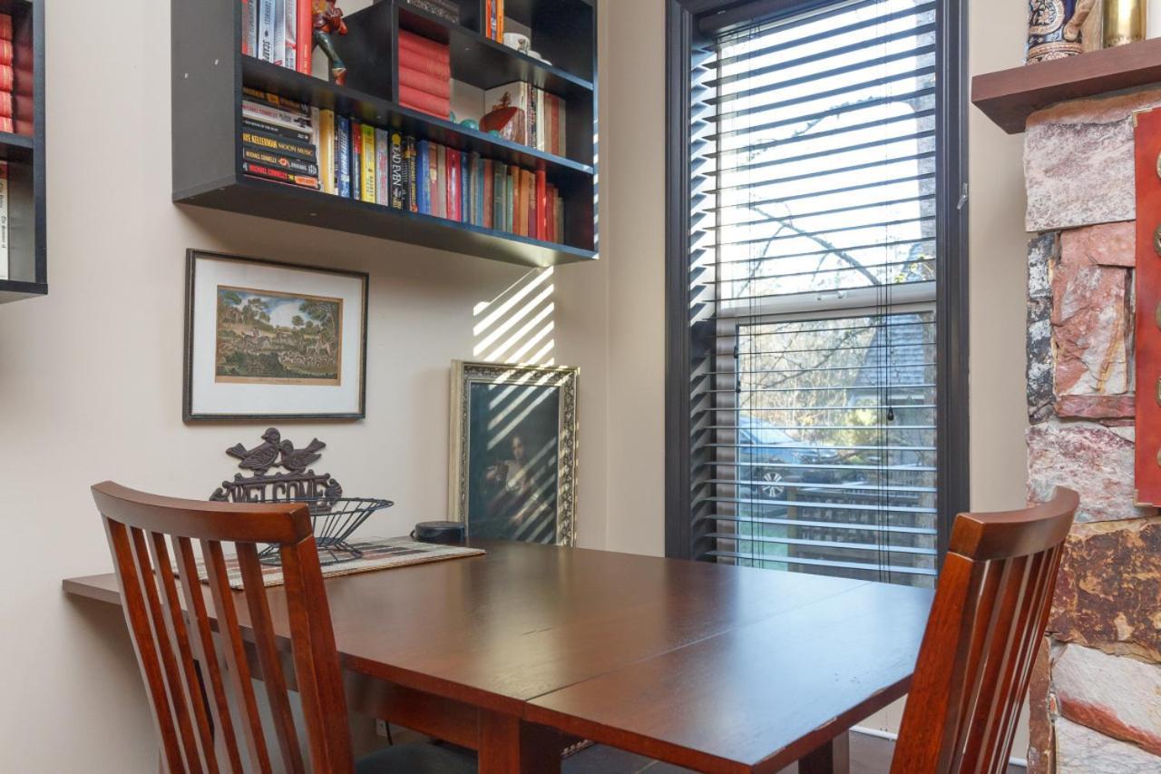 Coles Bay Vacation Retreat Βίλα North Saanich Εξωτερικό φωτογραφία
