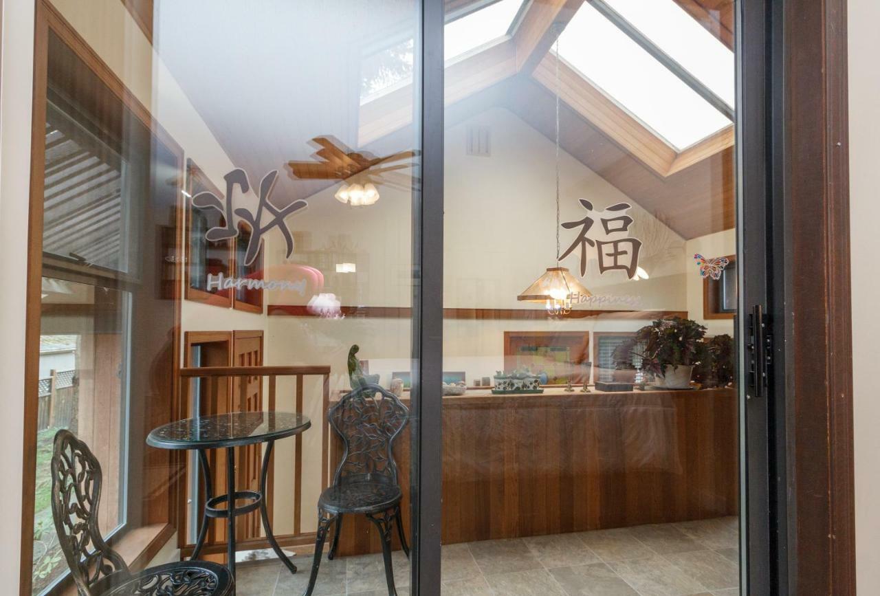 Coles Bay Vacation Retreat Βίλα North Saanich Εξωτερικό φωτογραφία